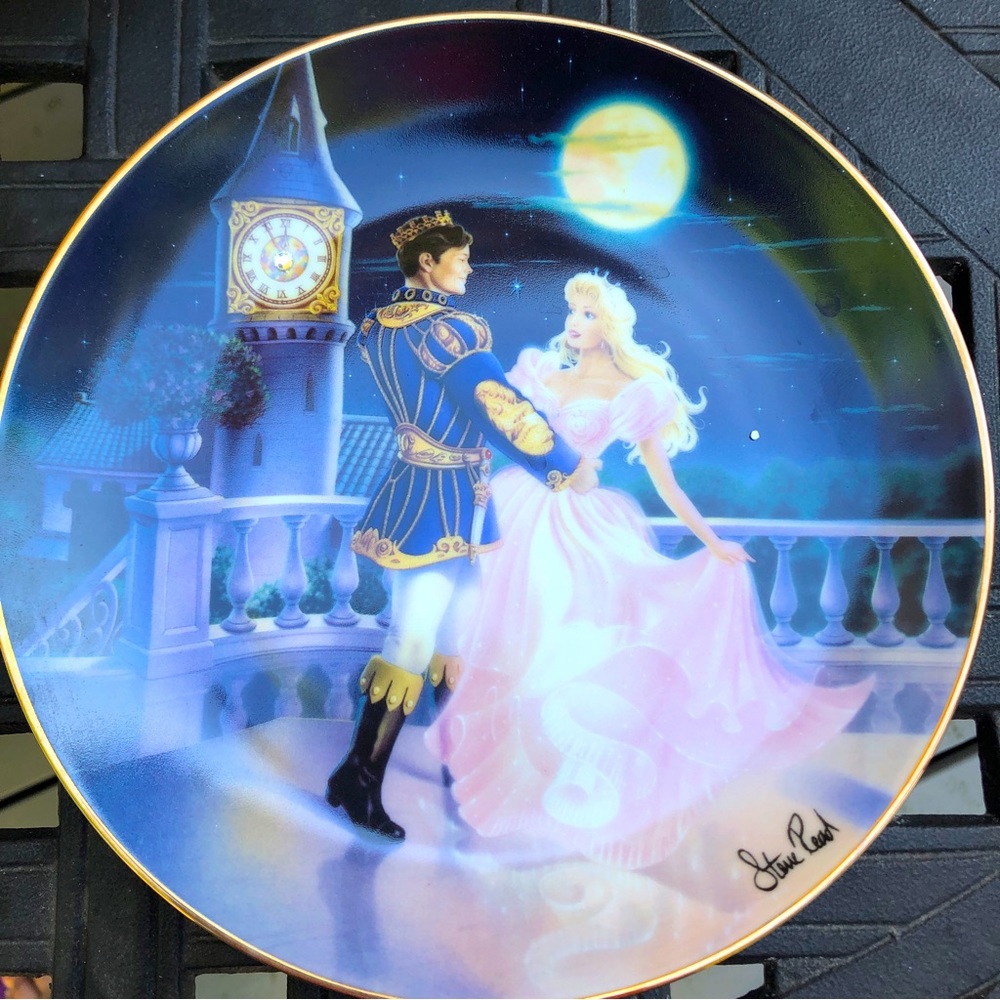 2for$20🟠Magic til midnight - limited edition collectible plate